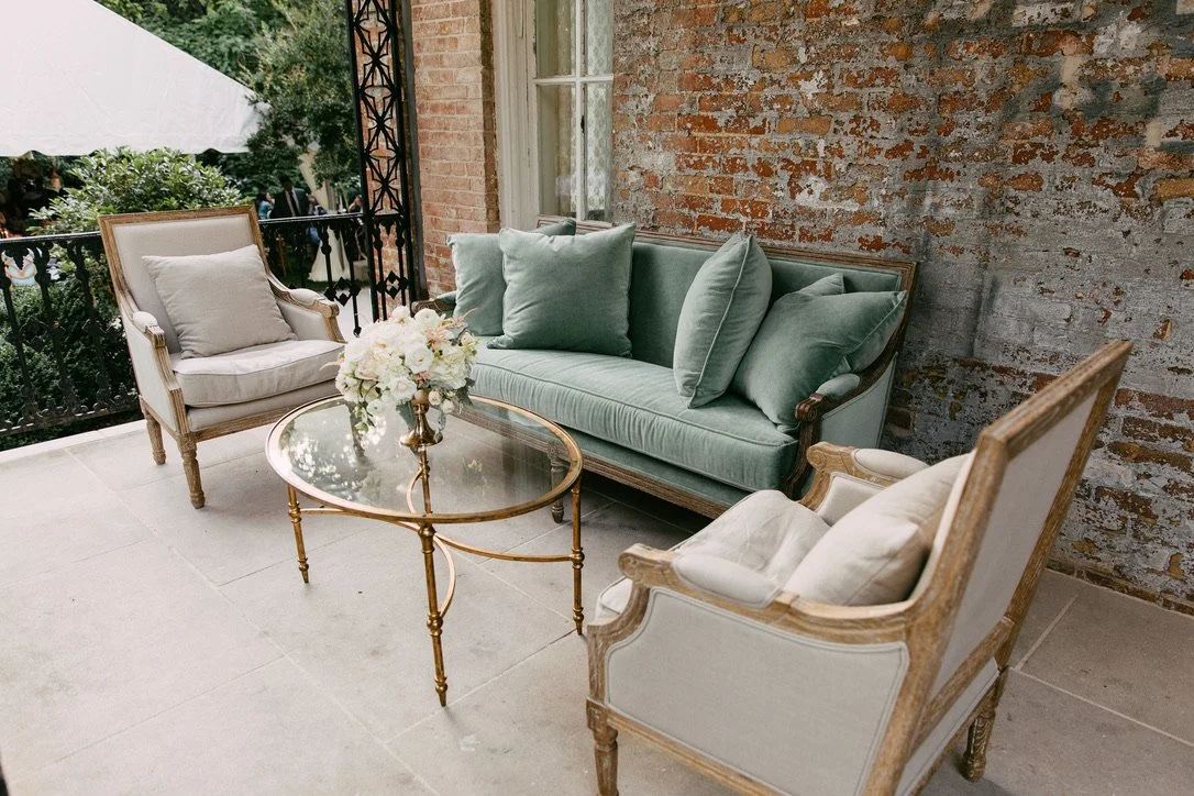 CALYPSO COFFEE TABLE | White Door Events